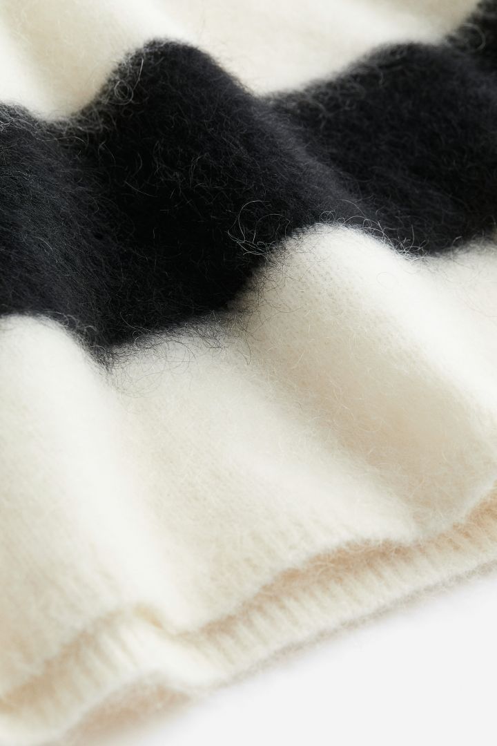 Lila | Mohair Crewneck